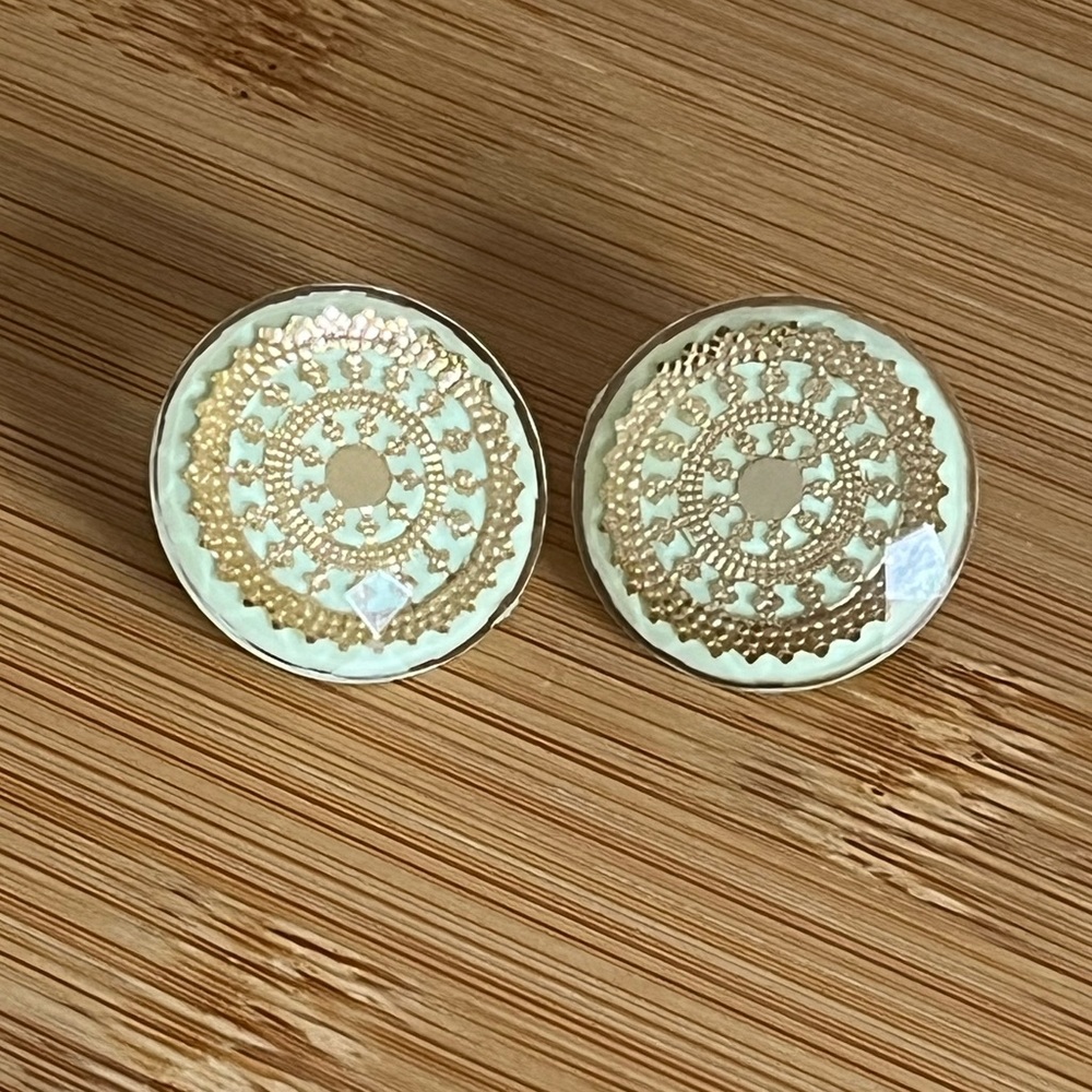 Mint green and gold filigree earrings